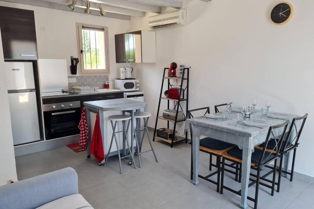 Appart Cosy Avec Son Exterieur Chaleureux,Piscine Et Parking Prive فونتفيل المظهر الخارجي الصورة